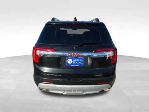 More photos of 2022 GMC Acadia SLE at Gregg Young Chevrolet - Omaha, NE