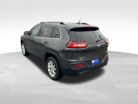 More photos of 2015 Jeep Cherokee Latitude at Gregg Young Chevrolet of Omaha, NE