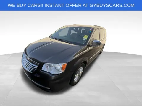 Another view of 2015 Chrysler Town & Country Touring-L for sale in Omaha, NE at Gregg Young Chevrolet of Omaha