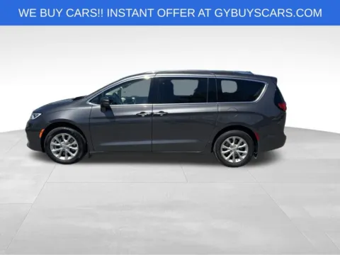 Another view of 2021 Chrysler Pacifica Touring L for sale in Omaha, NE at Gregg Young Chevrolet of Omaha