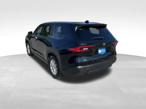 Another view of 2024 Toyota Grand Highlander XLE for sale in Omaha, NE at Gregg Young Chevrolet of Omaha