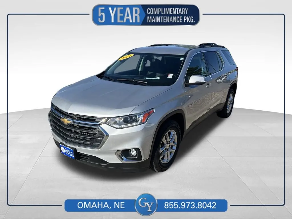 Silver 2021 Chevrolet Traverse LT for sale in Omaha, NE