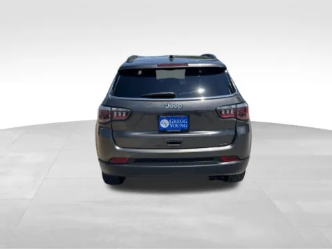 More photos of 2020 Jeep Compass Limited at Gregg Young Chevrolet of Omaha, NE