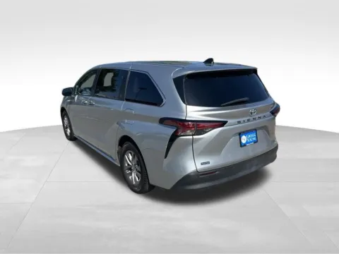 More photos of 2022 Toyota Sienna XLE at Gregg Young Chevrolet of Omaha, NE