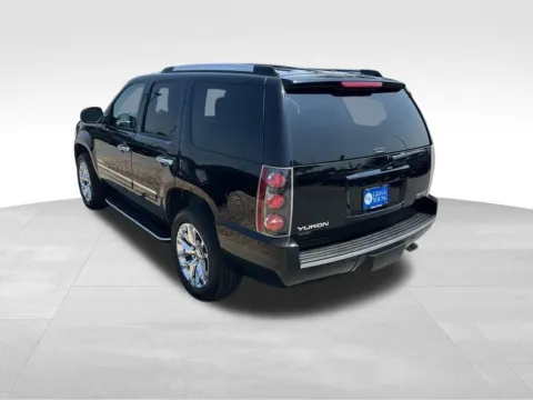 More photos of 2014 GMC Yukon Denali at Gregg Young Chevrolet of Omaha, NE