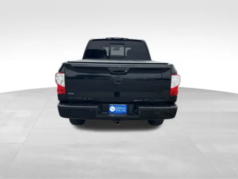 More photos of 2019 Nissan Titan SL at Gregg Young Chevrolet of Omaha, NE