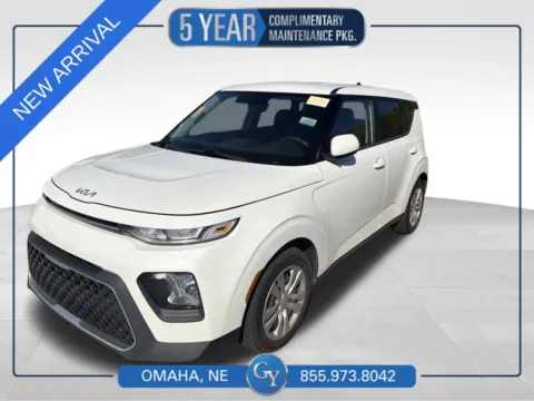 White 2022 Kia Soul LX for sale in Omaha, NE