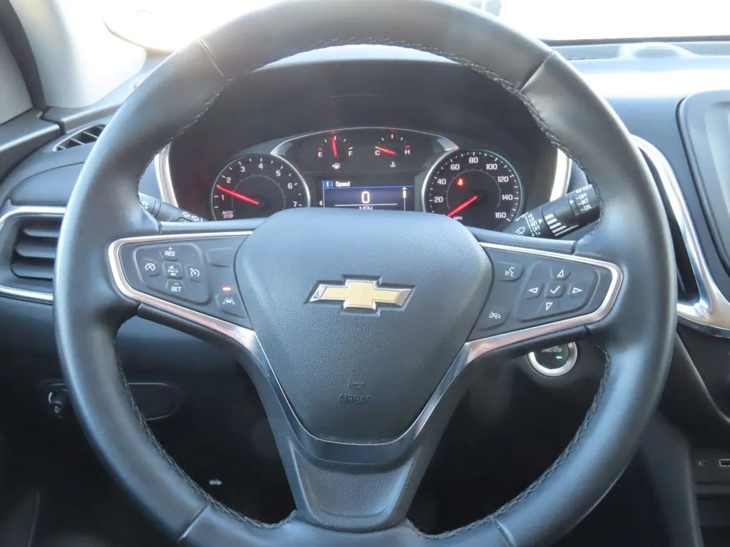 2024 Chevrolet Equinox LT photo 4