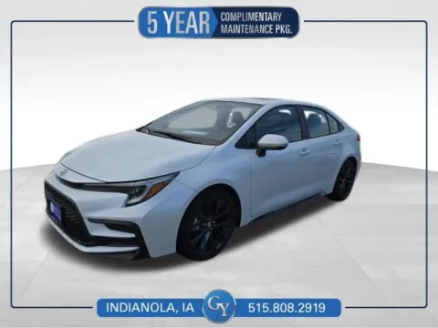 White 2024 Toyota Corolla SE for sale in Indianola, IA