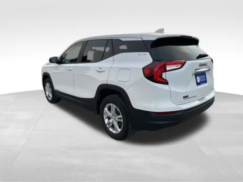 More photos of 2024 GMC Terrain SLE at Gregg Young Buick GMC Indianola, IA