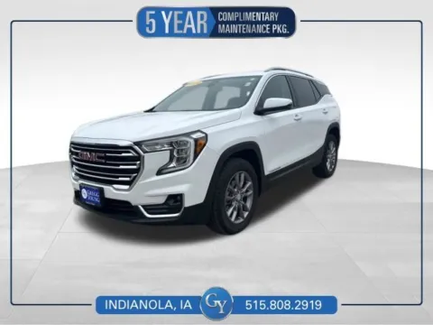 White 2024 GMC Terrain SLT for sale in Indianola, IA
