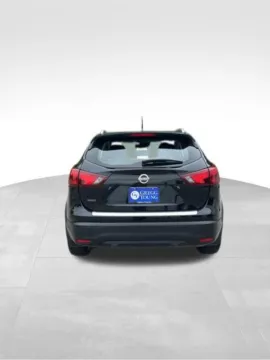 More photos of 2017 Nissan Rogue Sport SL at Gregg Young Buick GMC Indianola, IA
