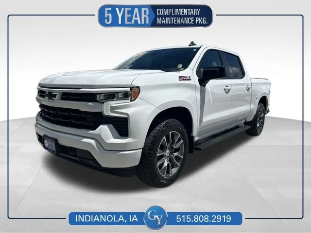 White 2023 Chevrolet Silverado 1500 RST for sale in Indianola, IA