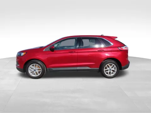 Another view of 2022 Ford Edge SEL for sale in Indianola, IA at Gregg Young Buick GMC Indianola