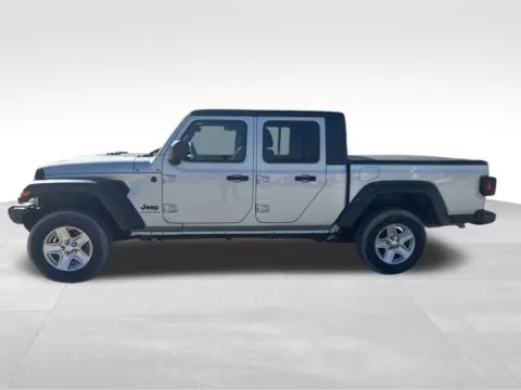Another view of 2023 Jeep Gladiator Sport for sale in Norwalk, IA at Gregg Young Chevrolet of Norwalk
