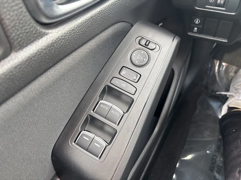 2022 Honda Civic Sport photo 4