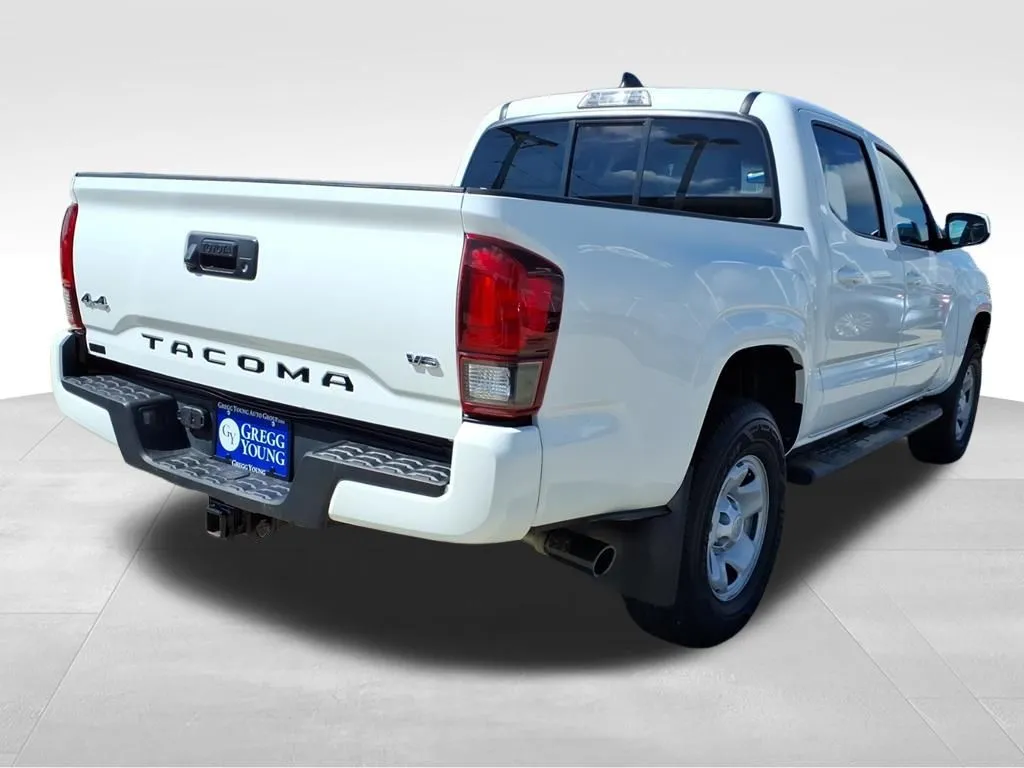 2023 Toyota Tacoma SR5 Double Cab 4x4 photo 4