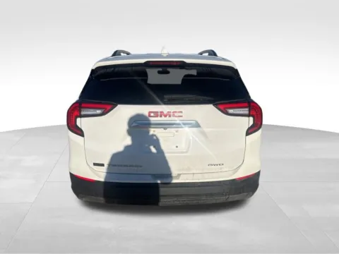 More photos of 2022 GMC Terrain SLE at Gregg Young Chevrolet of Norwalk, IA