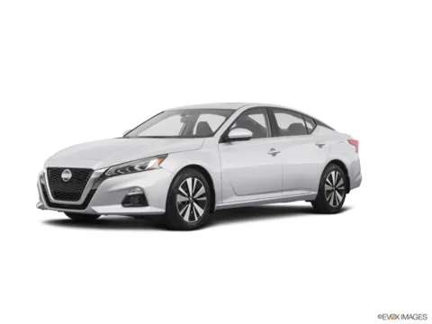 White 2020 Nissan Altima 2.5 S for sale in Norwalk, IA