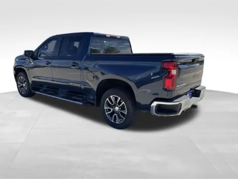 More photos of 2022 Chevrolet Silverado 1500 LT at Gregg Young Chevrolet of Norwalk, IA