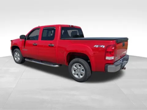 More photos of 2009 GMC Sierra 1500 Hybrid at Gregg Young Chevrolet of Norwalk, IA