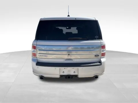 More photos of 2016 Ford Flex Limited at Gregg Young Chevrolet of Norwalk, IA