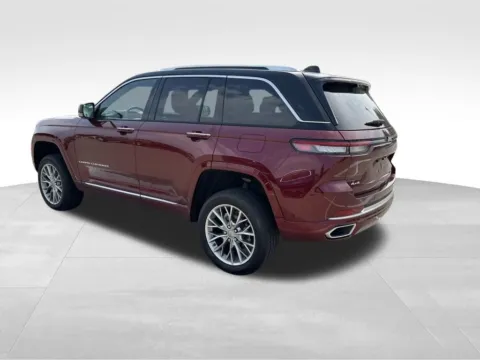 Another view of 2023 Jeep Grand Cherokee Summit for sale in Norwalk, IA at Gregg Young Chevrolet of Norwalk