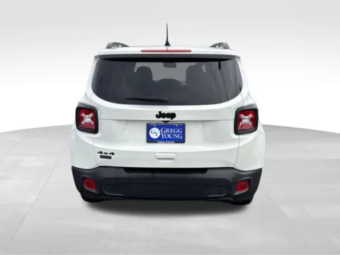 More photos of 2023 Jeep Renegade Altitude at Gregg Young Chevrolet of Norwalk, IA