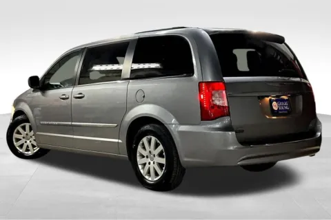 More photos of 2016 Chrysler Town & Country Touring at Gregg Young Chevrolet Marshalltown, IA