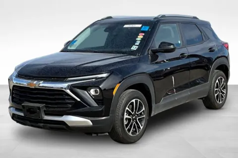 Black 2025 Chevrolet TrailBlazer LT for sale in Marshalltown, IA