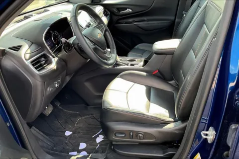 More photos of 2023 Chevrolet Equinox Premier at Gregg Young Chevrolet Marshalltown, IA