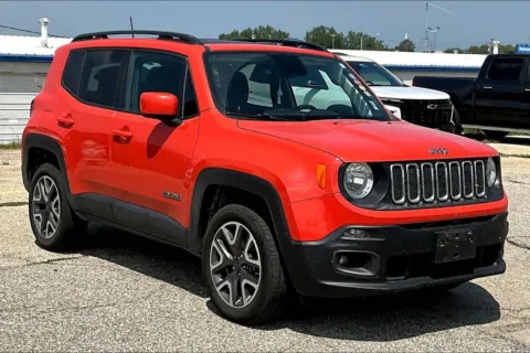 Photos of 2018 Jeep Renegade Latitude for sale in Marshalltown, IA at Gregg Young Chevrolet Marshalltown