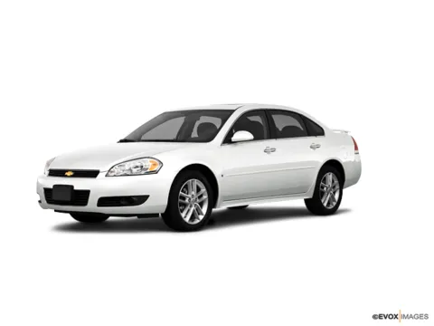 White 2010 Chevrolet Impala LTZ for sale in Marshalltown, IA