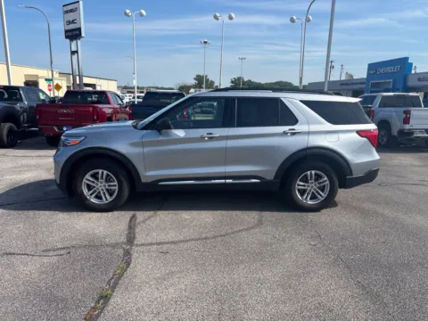Photos of 2023 Ford Explorer XLT for sale in Marshalltown, IA at Gregg Young Chevrolet Marshalltown