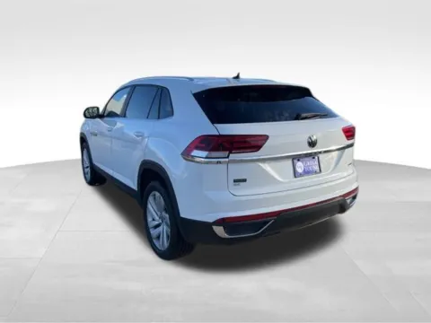 More photos of 2023 Volkswagen Atlas Cross Sport 2.0T SE w/Technology at Gregg Young Toyota of Ottumwa, IA