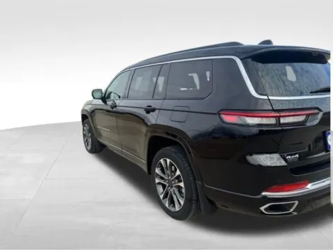 More photos of 2024 Jeep Grand Cherokee L Overland at Gregg Young Toyota of Ottumwa, IA