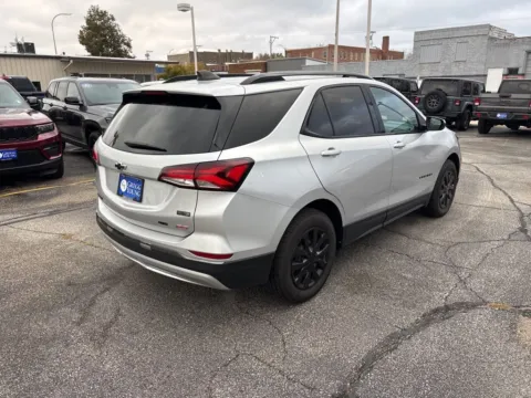 More photos of 2022 Chevrolet Equinox RS at Gregg Young Toyota of Ottumwa, IA