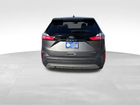 More photos of 2024 Ford Edge SEL at Gregg Young Toyota of Ottumwa, IA