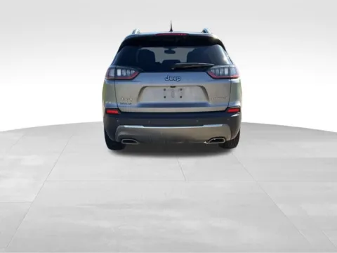 More photos of 2019 Jeep Cherokee Limited at Gregg Young Toyota of Ottumwa, IA