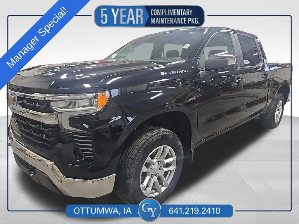 Black 2023 Chevrolet Silverado 1500 LT for sale in Ottumwa, IA