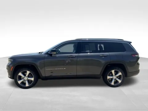 Another view of 2022 Jeep Grand Cherokee L Limited for sale in Ottumwa, IA at Gregg Young Toyota of Ottumwa