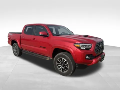 More photos of 2022 Toyota Tacoma TRD Sport at Gregg Young Toyota of Ottumwa, IA