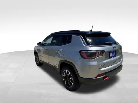 More photos of 2021 Jeep Compass Trailhawk at Gregg Young Toyota of Ottumwa, IA