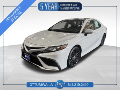White 2023 Toyota Camry XSE V6 for sale in Ottumwa, IA