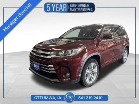 Red 2018 Toyota Highlander Limited for sale in Ottumwa, IA