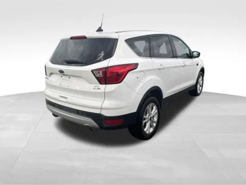 More photos of 2019 Ford Escape SE at Gregg Young Toyota of Ottumwa, IA