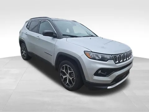 More photos of 2024 Jeep Compass Limited at Gregg Young Toyota of Ottumwa, IA