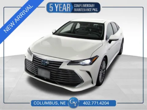 White 2019 Toyota Avalon Hybrid Limited for sale in Columbus, NE