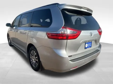 More photos of 2020 Toyota Sienna XLE at Gregg Young Toyota of Columbus, NE
