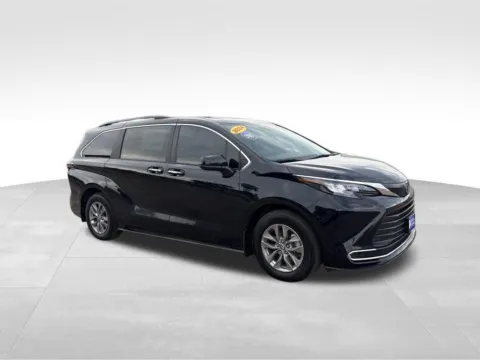 More photos of 2024 Toyota Sienna XLE at Gregg Young Toyota of Columbus, NE